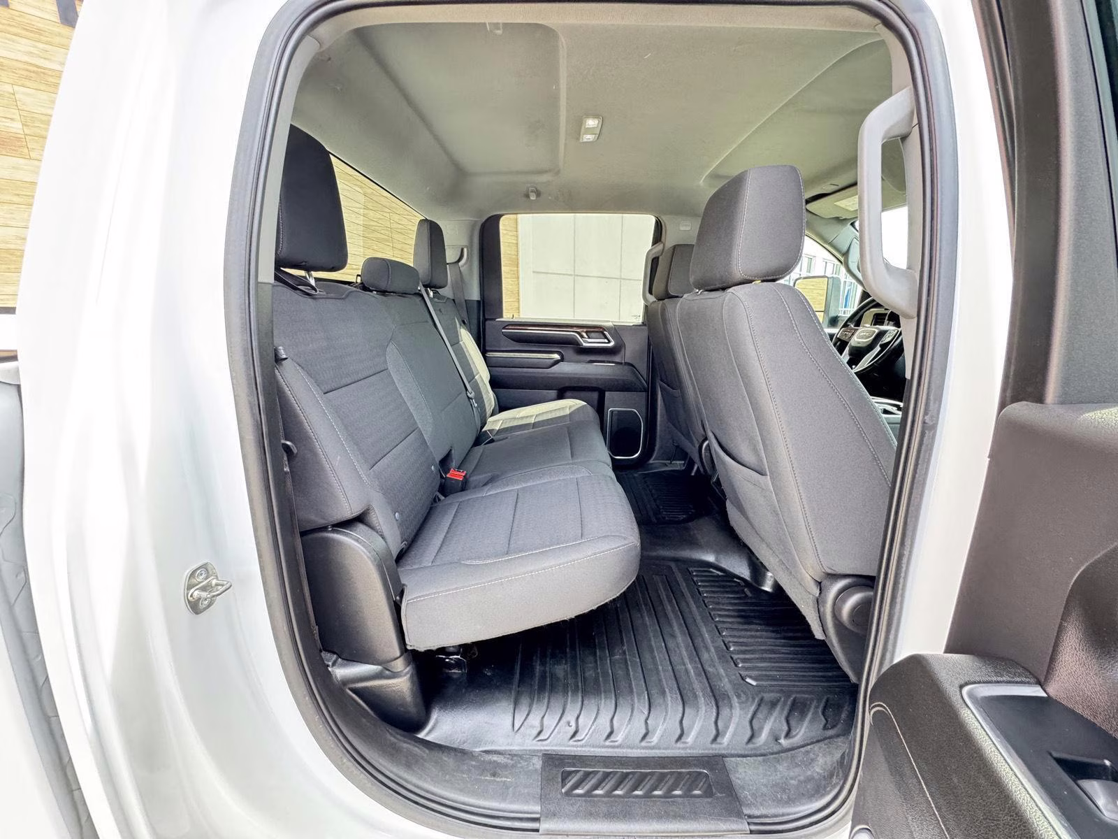 2024 Summit White GMC Sierra 3500HD SLE 4X4 Truck