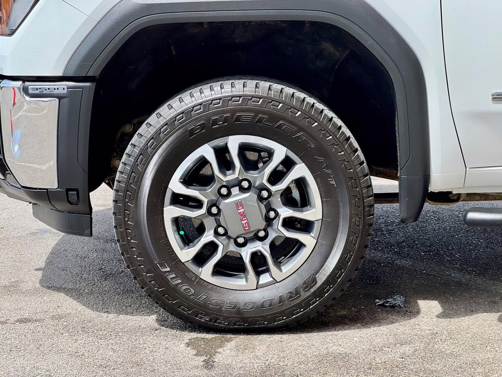 2024 Summit White GMC Sierra 3500HD SLE 4X4 Truck