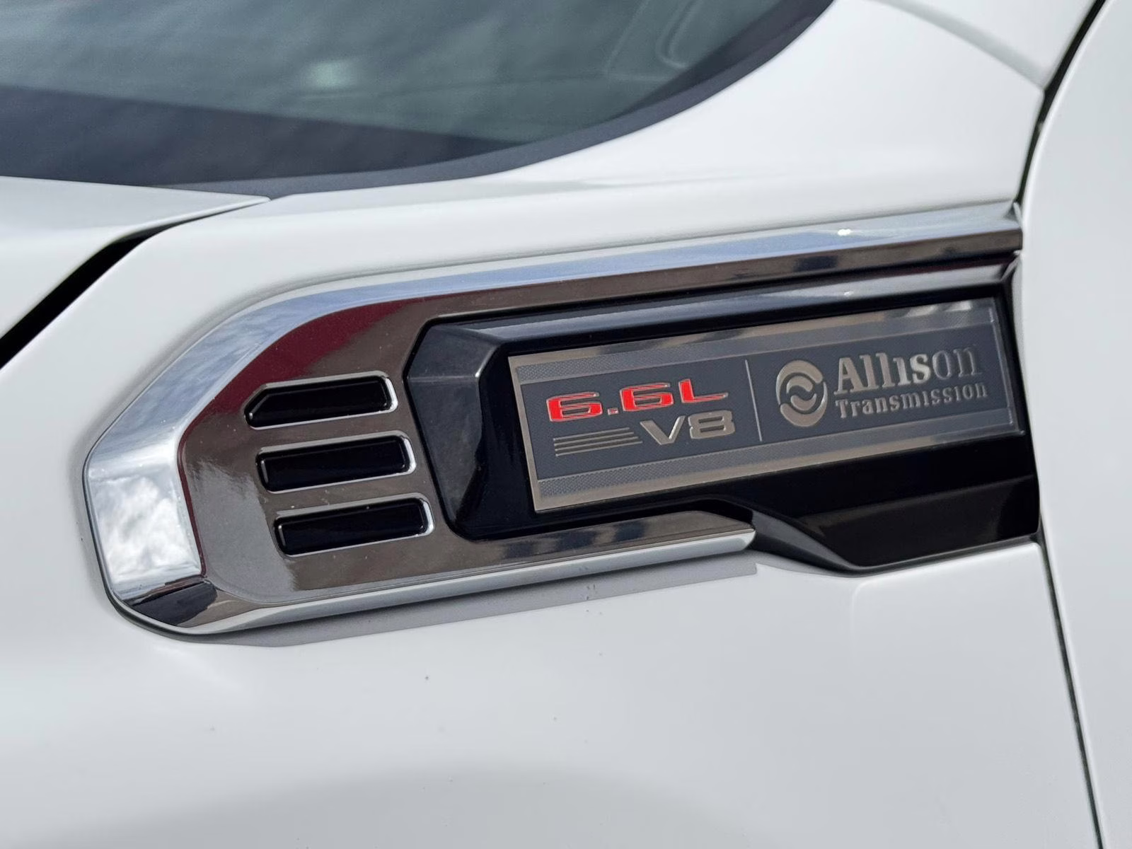 2024 Summit White GMC Sierra 3500HD SLE 4X4 Truck