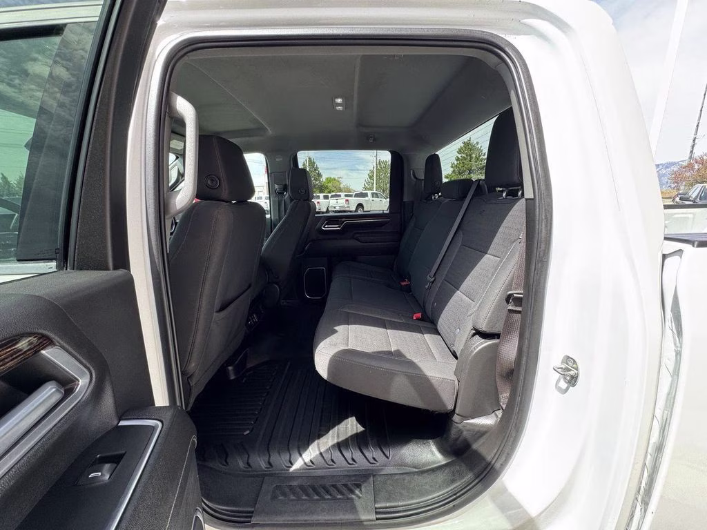 2024 White GMC Sierra 3500HD SLE 4X4 Truck