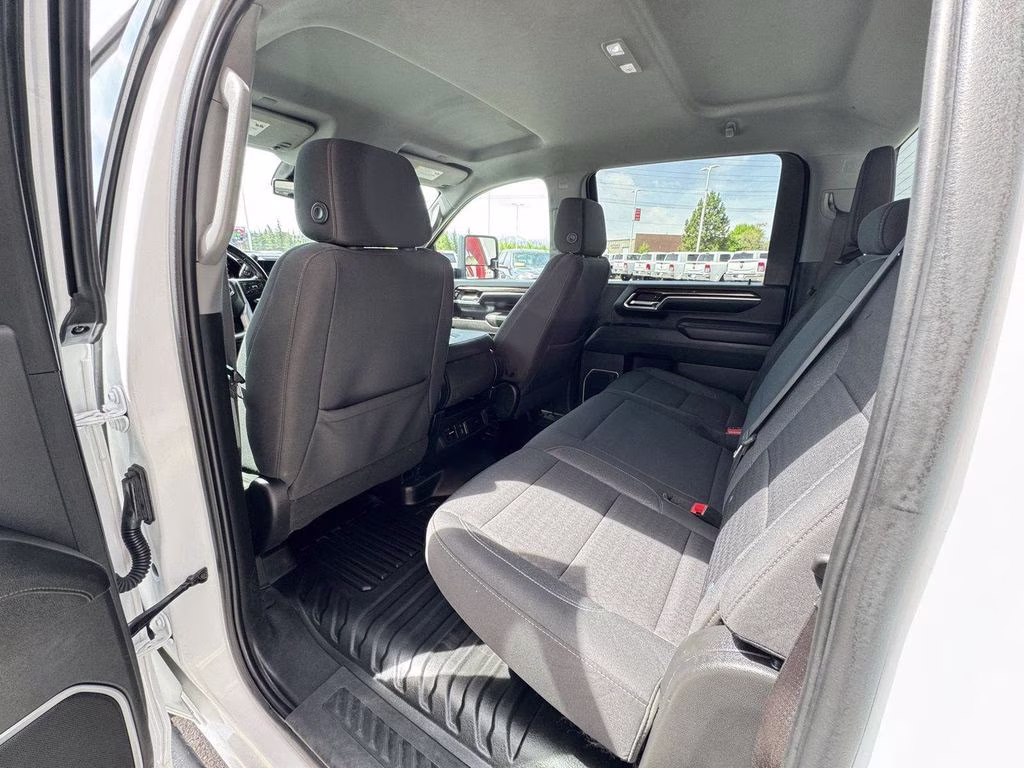 2024 White GMC Sierra 3500HD SLE 4X4 Truck