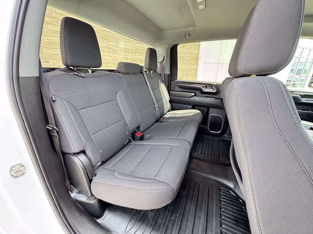 2024 White GMC Sierra 3500HD SLE 4X4 Truck