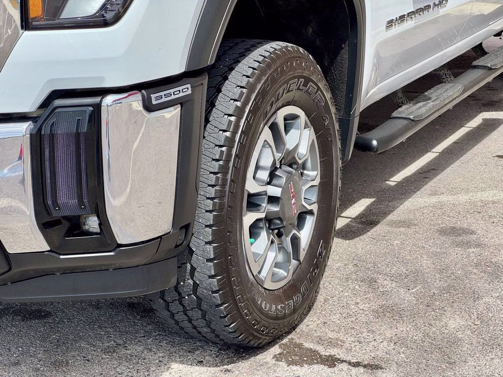 2024 White GMC Sierra 3500HD SLE 4X4 Truck