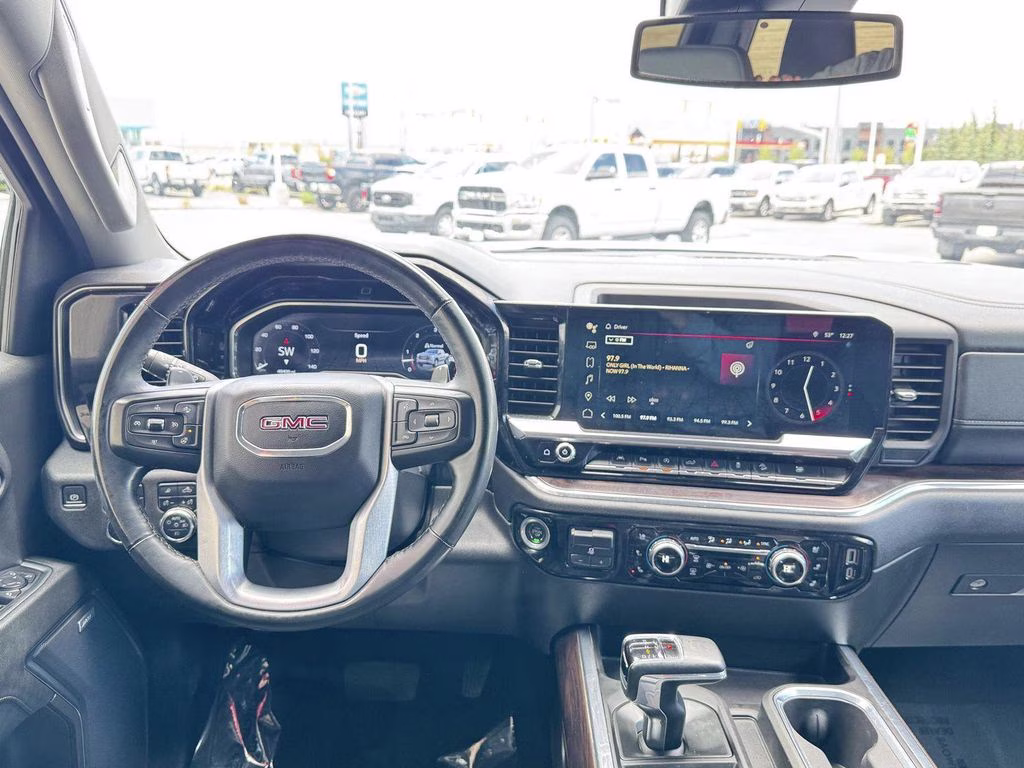2023 Summit White GMC Sierra 1500 SLT 4X4 Truck
