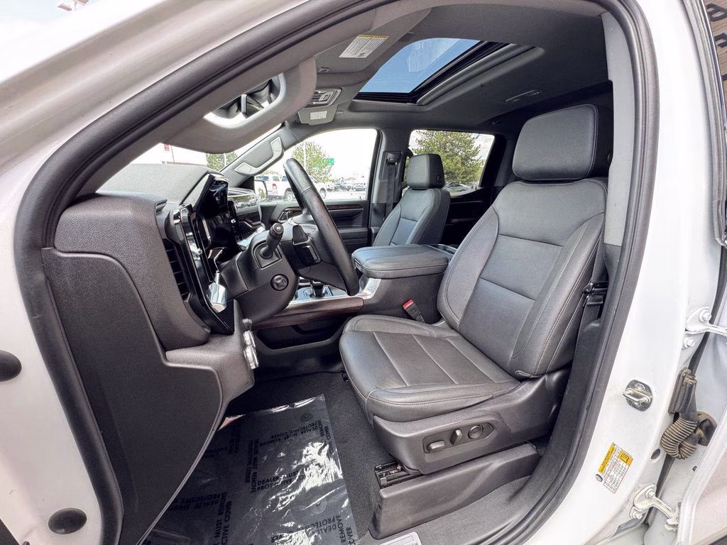 2023 Summit White GMC Sierra 1500 SLT 4X4 Truck