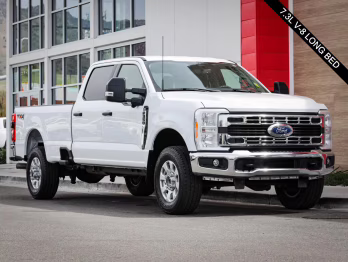 2023 Oxford White Ford Super Duty F-350 SRW XLT 4X4 Truck