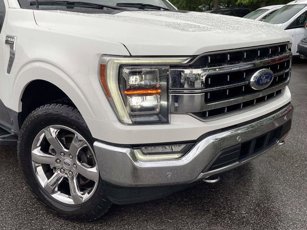 2023 White Ford F-150 Lariat 4X4 Truck