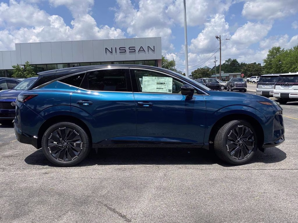 2026 Aurora Blue/Super Black Nissan Murano Platinum AWD SUV