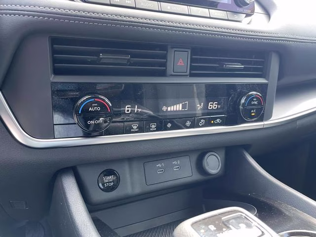 2026 Everest White Pearl Tricoat Nissan Rogue SV FWD SUV