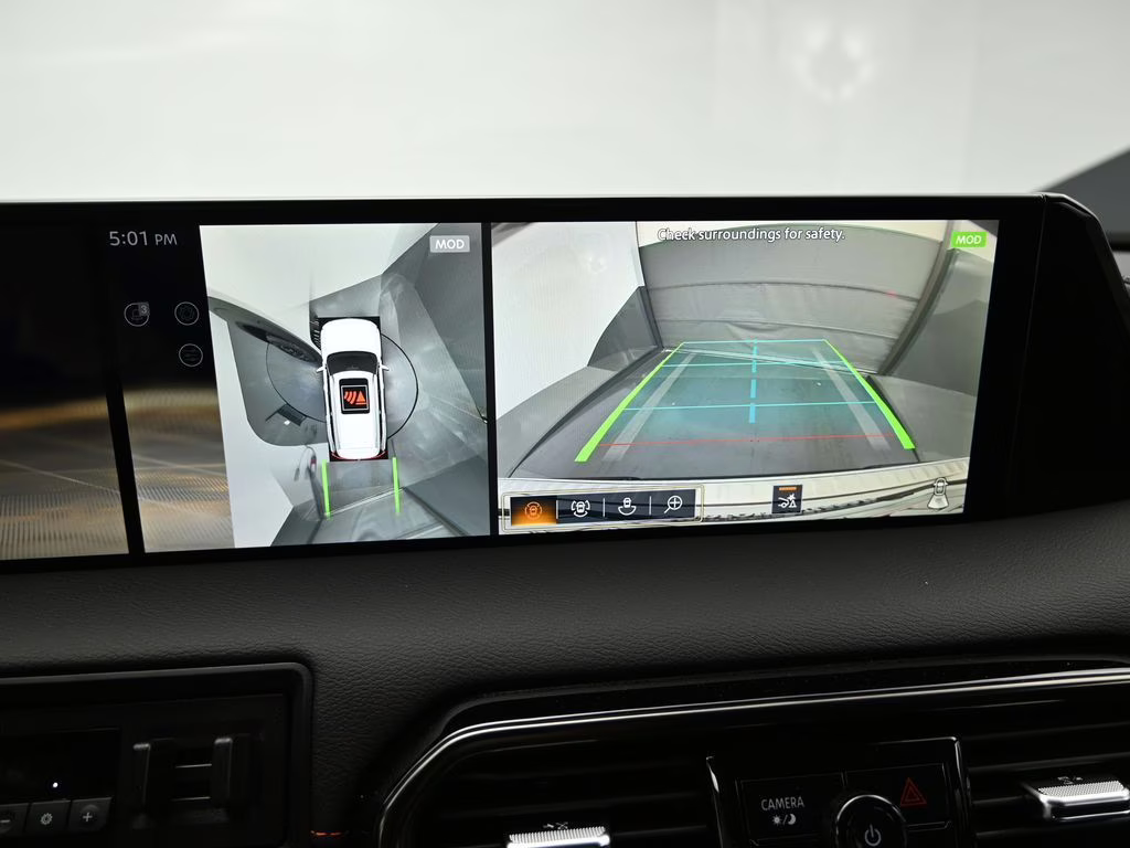 2026 Aspen White/Super Black Nissan Armada PRO-4X 4X4 SUV