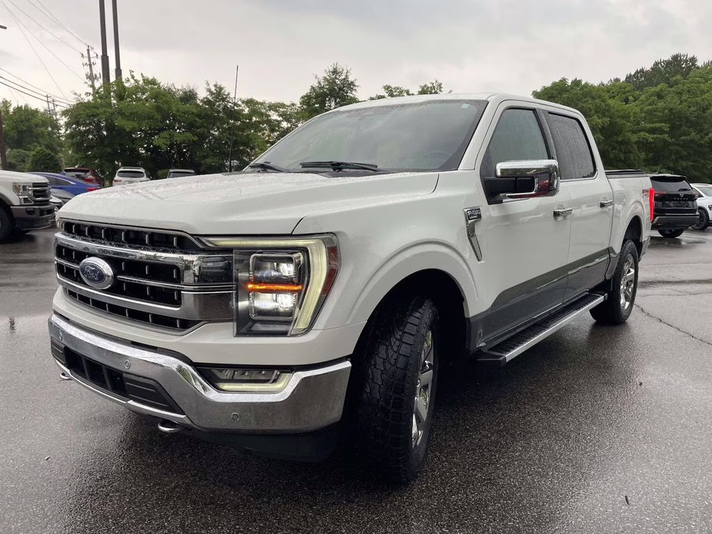2023 White Ford F-150 Lariat 4X4 Truck