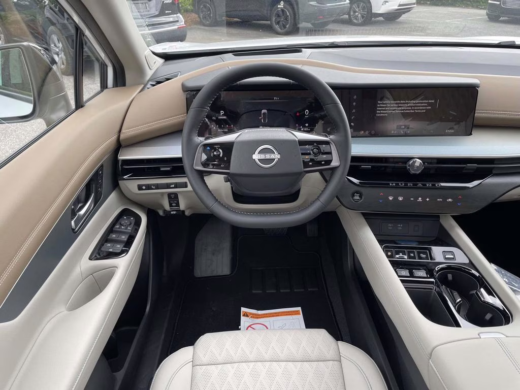 2026 Everest White Pearl Tricoat Nissan Murano Platinum AWD SUV