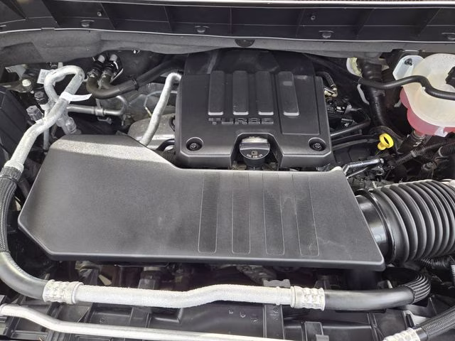 2024 Summit White Chevrolet Silverado 1500 LT 4X4 Truck