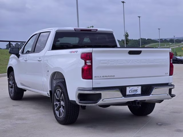 2024 Summit White Chevrolet Silverado 1500 LT 4X4 Truck