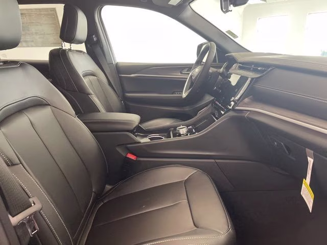 2026 Bright White Clearcoat Jeep Grand Cherokee L Limited 4X4 SUV