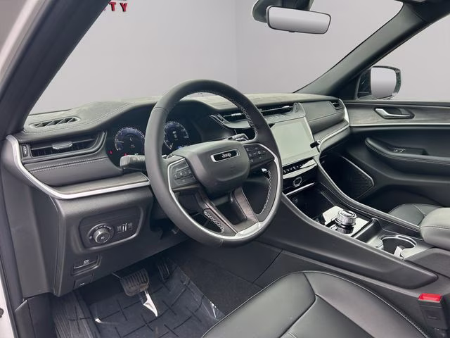 2026 Bright White Clearcoat Jeep Grand Cherokee Limited 4X4 SUV