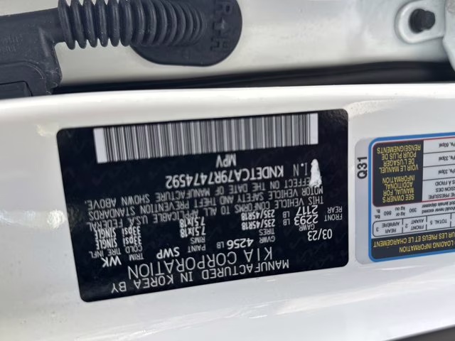 2024 Snow White Pearl Kia Seltos AWD SUV