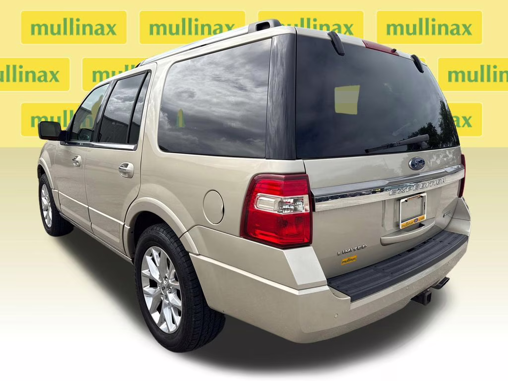 2017 White Gold Ford Expedition Limited RWD SUV