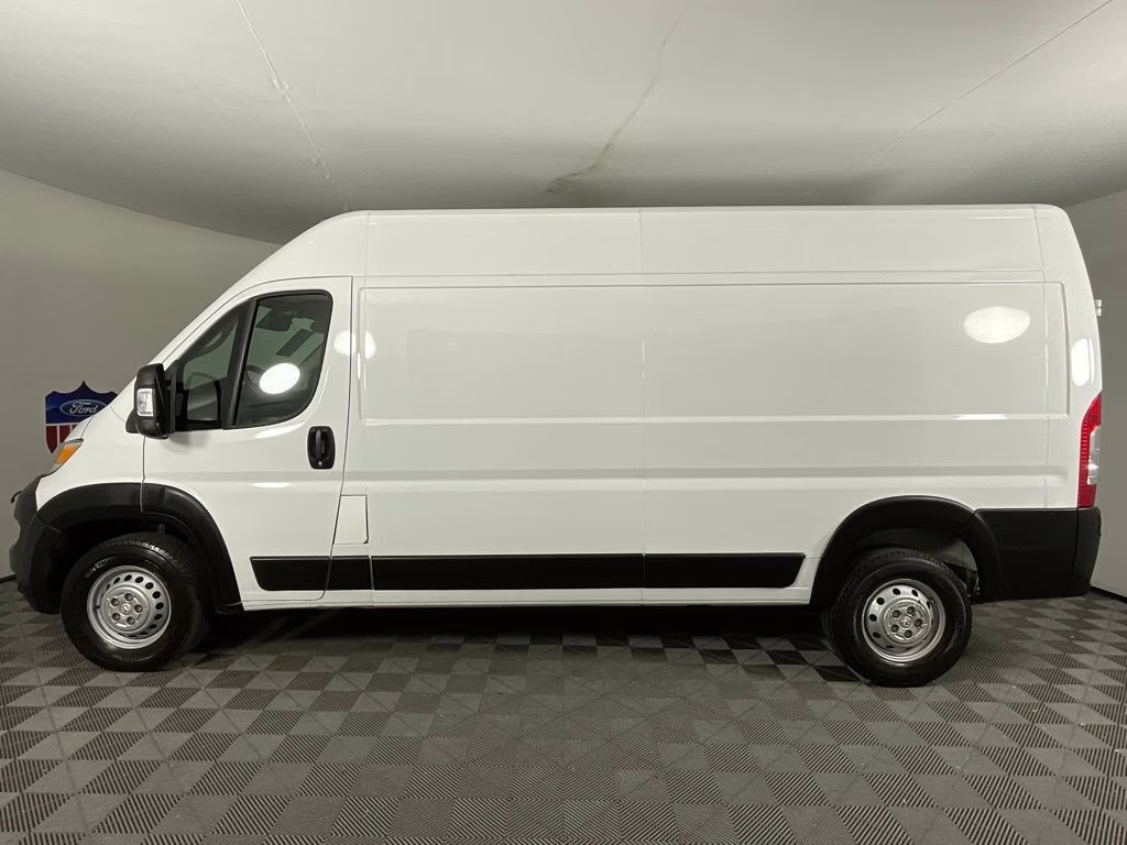2023 Bright White Clearcoat Ram ProMaster 3500 High Roof FWD Van