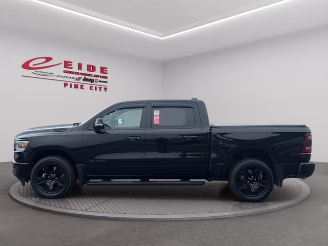 2022 Diamond Black Crystal Pearlcoat Ram 1500 Sport 4X4 Truck