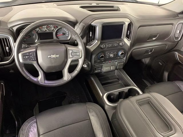 2020 Shadow Gray Metallic Chevrolet Silverado 1500 RST 4X4 Truck