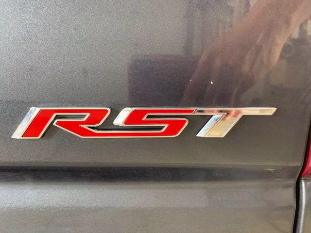 2020 Shadow Gray Metallic Chevrolet Silverado 1500 RST 4X4 Truck