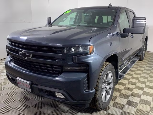 2020 Shadow Gray Metallic Chevrolet Silverado 1500 RST 4X4 Truck