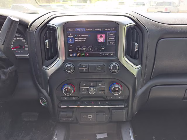 2020 Shadow Gray Metallic Chevrolet Silverado 1500 RST 4X4 Truck