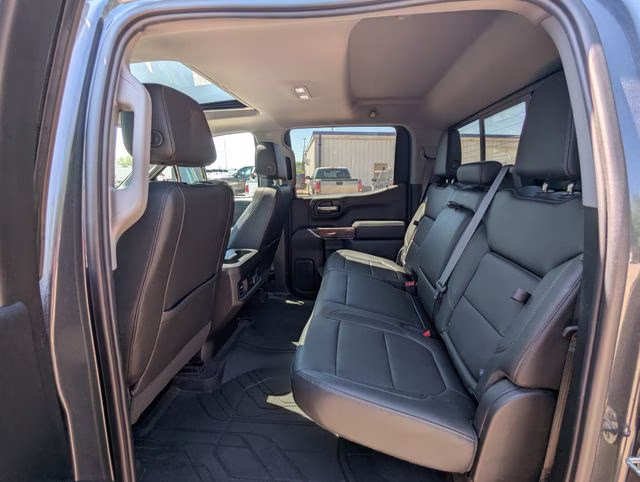 2020 Shadow Gray Metallic Chevrolet Silverado 1500 RST 4X4 Truck
