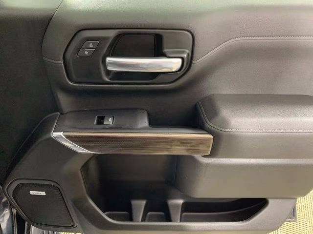 2020 Shadow Gray Metallic Chevrolet Silverado 1500 RST 4X4 Truck