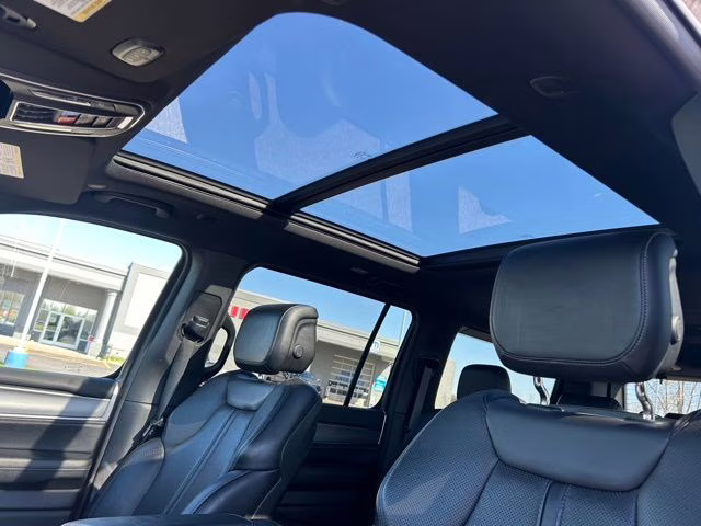 2024 Diamond Black Crystal Pearlcoat Jeep Wagoneer Series II 4X4 SUV