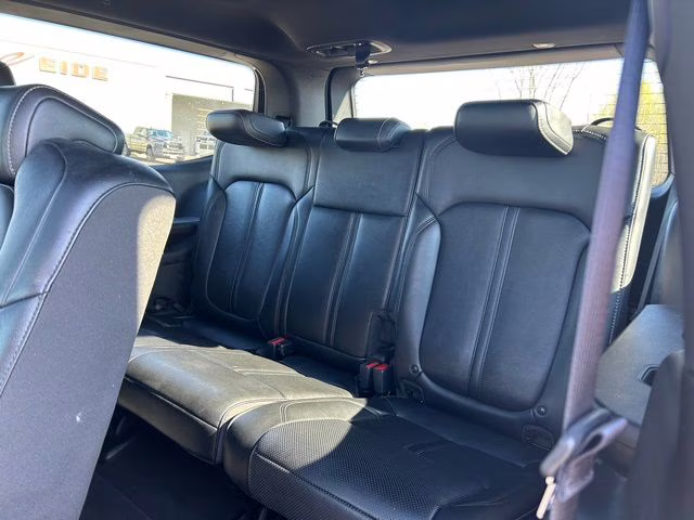 2024 Diamond Black Crystal Pearlcoat Jeep Wagoneer Series II 4X4 SUV