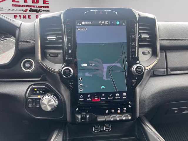 2022 Diamond Black Crystal Pearlcoat Ram 1500 Sport 4X4 Truck