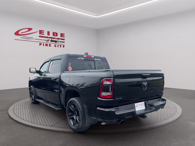 2022 Diamond Black Crystal Pearlcoat Ram 1500 Sport 4X4 Truck