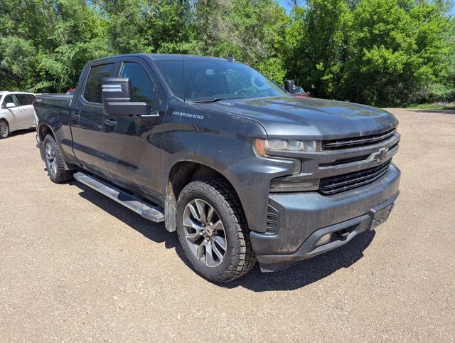2020 Shadow Gray Metallic Chevrolet Silverado 1500 RST 4X4 Truck