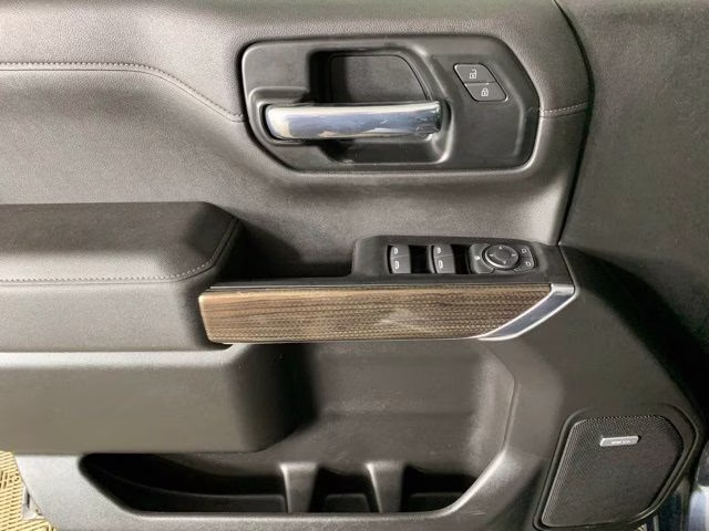 2020 Shadow Gray Metallic Chevrolet Silverado 1500 RST 4X4 Truck