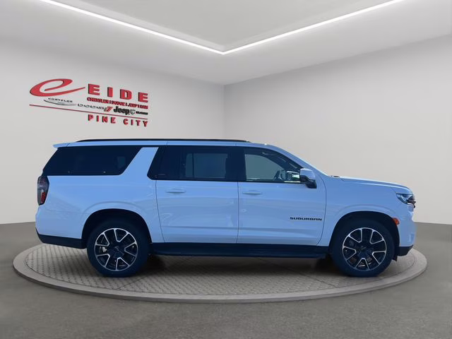 2023 Summit White Chevrolet Suburban RST 4X4 SUV