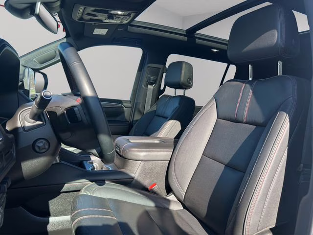2023 Summit White Chevrolet Suburban RST 4X4 SUV