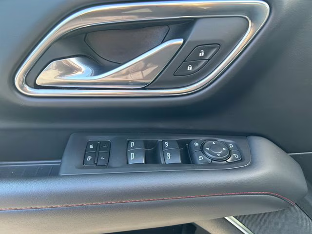 2023 Summit White Chevrolet Suburban RST 4X4 SUV