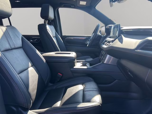 2023 Summit White Chevrolet Suburban RST 4X4 SUV