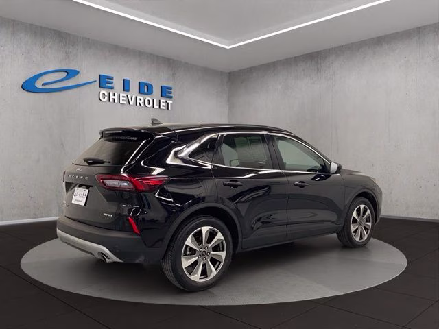 2025 Agate Black Metallic Ford Escape Platinum AWD SUV