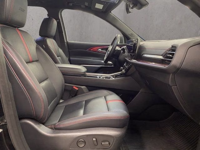 2024 Mosaic Black Metallic Chevrolet Traverse RS AWD SUV