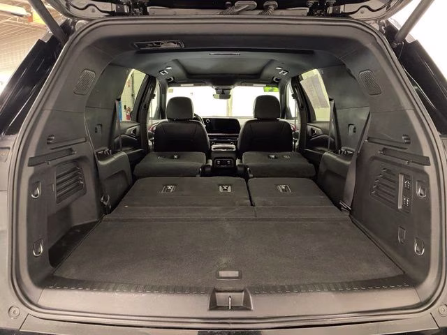 2024 Mosaic Black Metallic Chevrolet Traverse RS AWD SUV