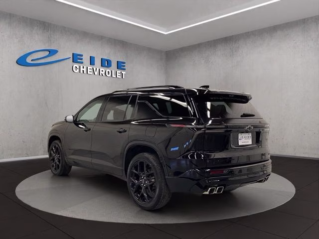 2024 Mosaic Black Metallic Chevrolet Traverse RS AWD SUV