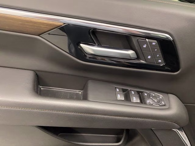 2025 Sterling Gray Metallic Chevrolet Tahoe High Country 4X4 SUV