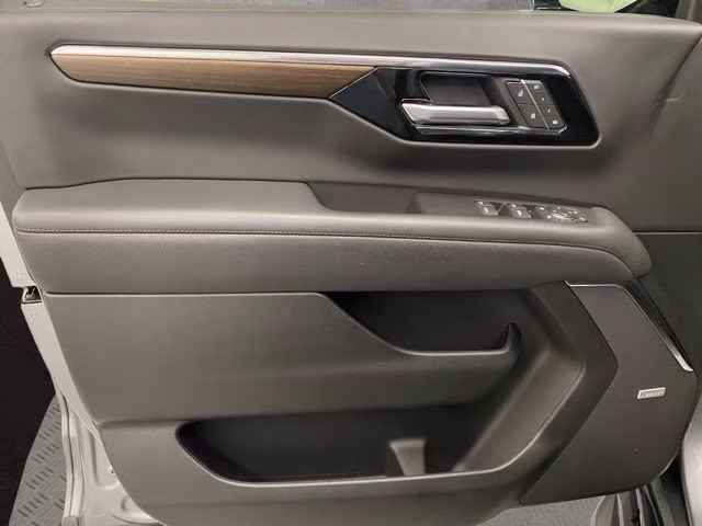 2025 Sterling Gray Metallic Chevrolet Tahoe High Country 4X4 SUV