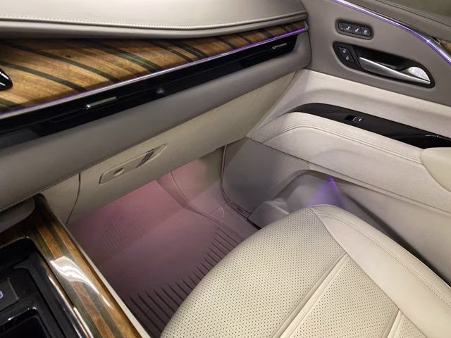 2023 Crystal White Tricoat Cadillac Escalade Sport Platinum 4X4 SUV