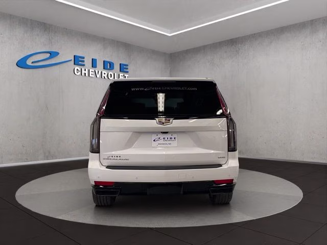 2023 Crystal White Tricoat Cadillac Escalade Sport Platinum 4X4 SUV
