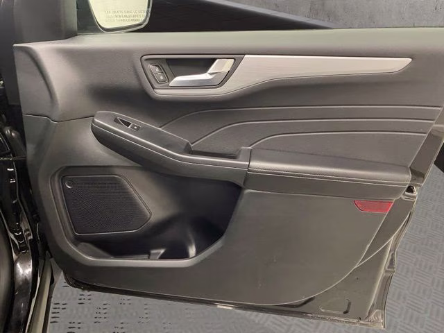 2025 Agate Black Metallic Ford Escape Platinum AWD SUV