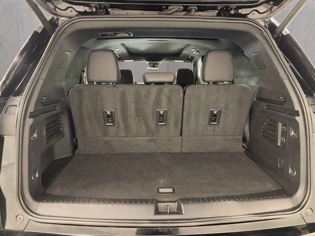 2024 Mosaic Black Metallic Chevrolet Traverse RS AWD SUV